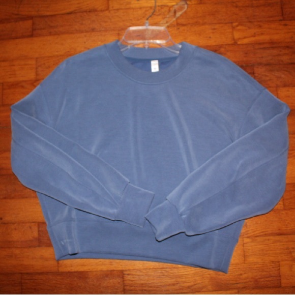 Lululemon crewneck - Picture 1 of 4